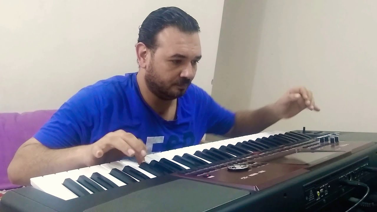 كوبلية قابلنى والاشواق بعنية . دارت الايام