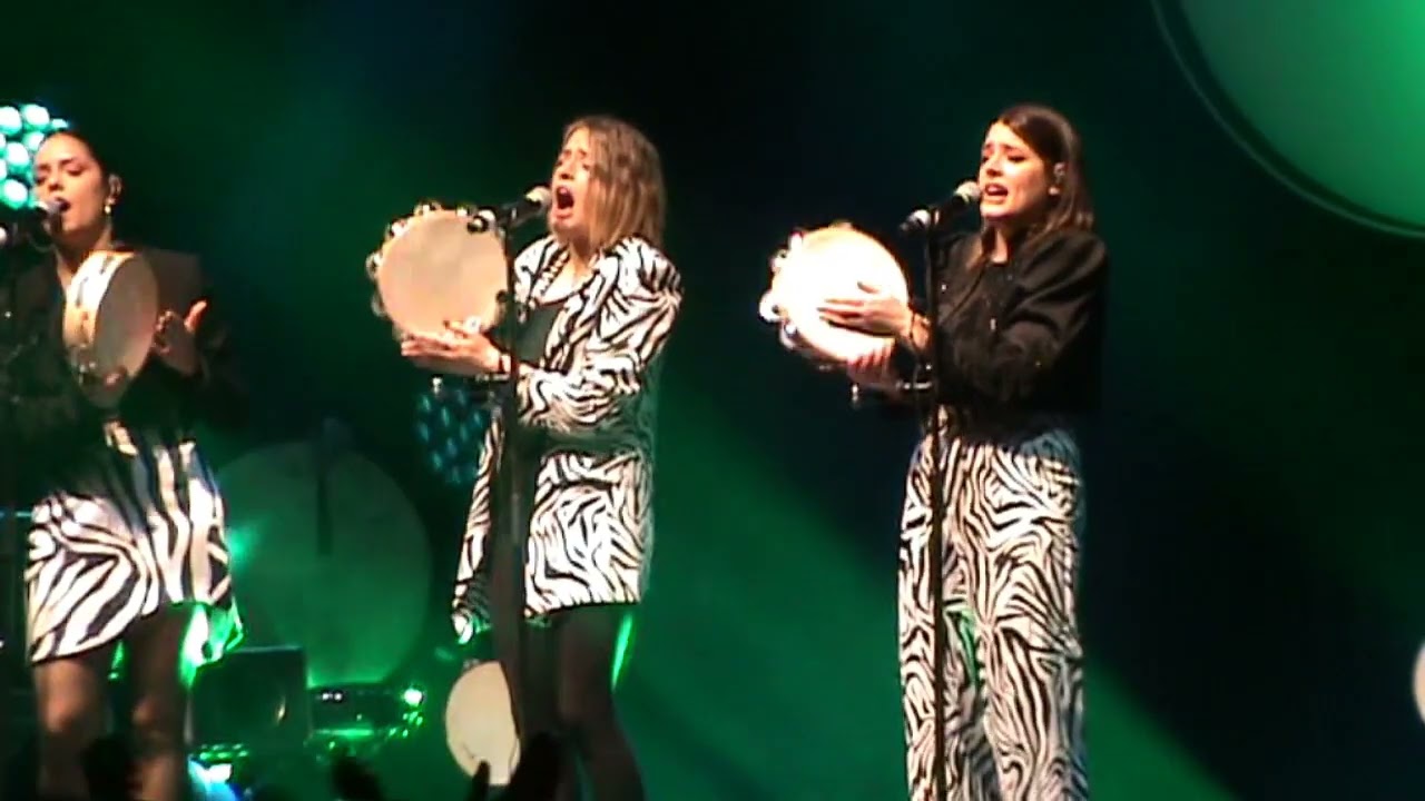 Tanxugueiras - O querer (en directo, Mieres 09.04.2022)