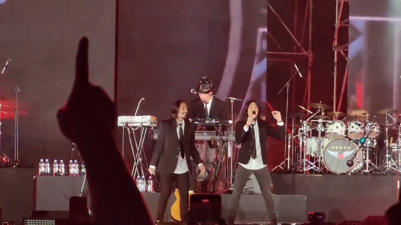Arjuna ~ Dewa 19 ft Ello - Virzha - Once -  Ari Lasso at Konser Pesta Rakyat Dewa 19 JIS 2023
