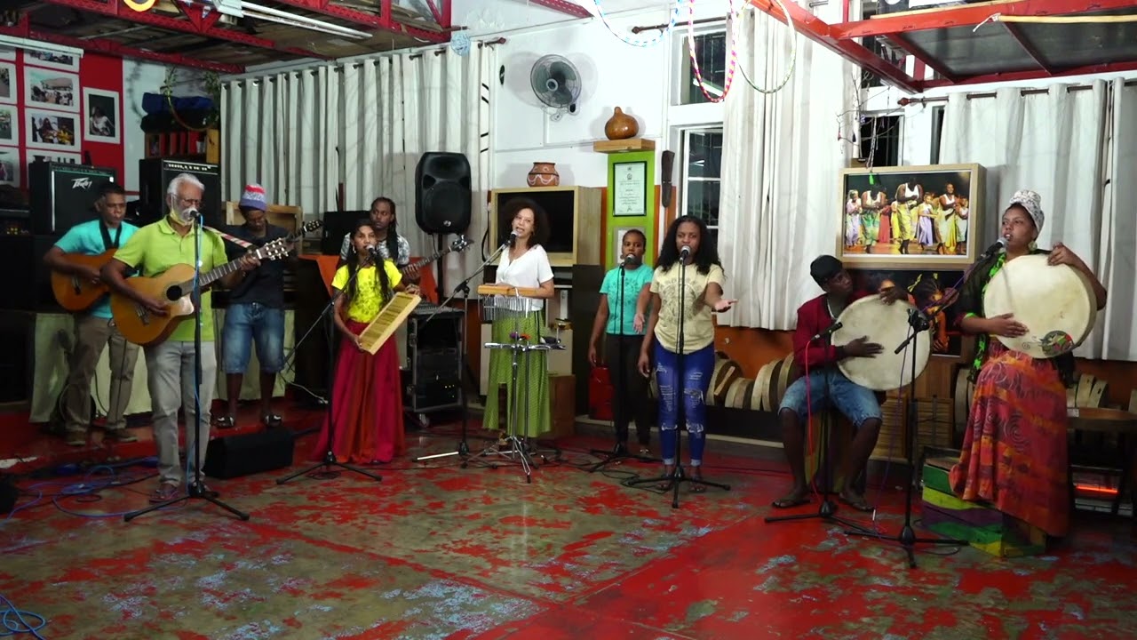 Ayo Liza - Abaim (LIVE)