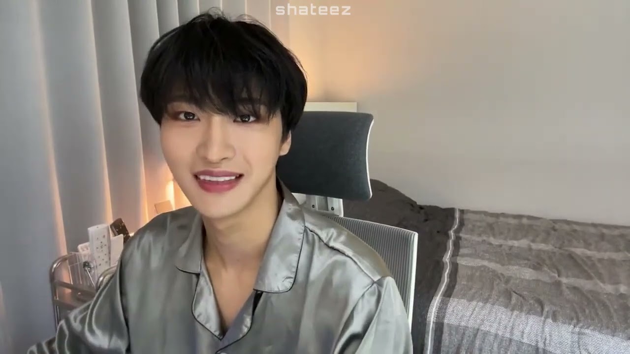 [ENG SUB] 230619 ATEEZ Seonghwa YouTube Live (SEONGHWA ROOM TOUR)