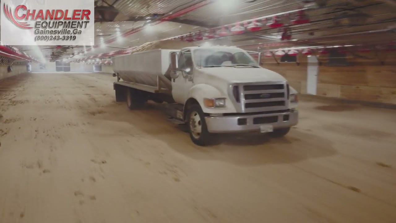 Chandler Spreader Spreading Poultry House Bedding