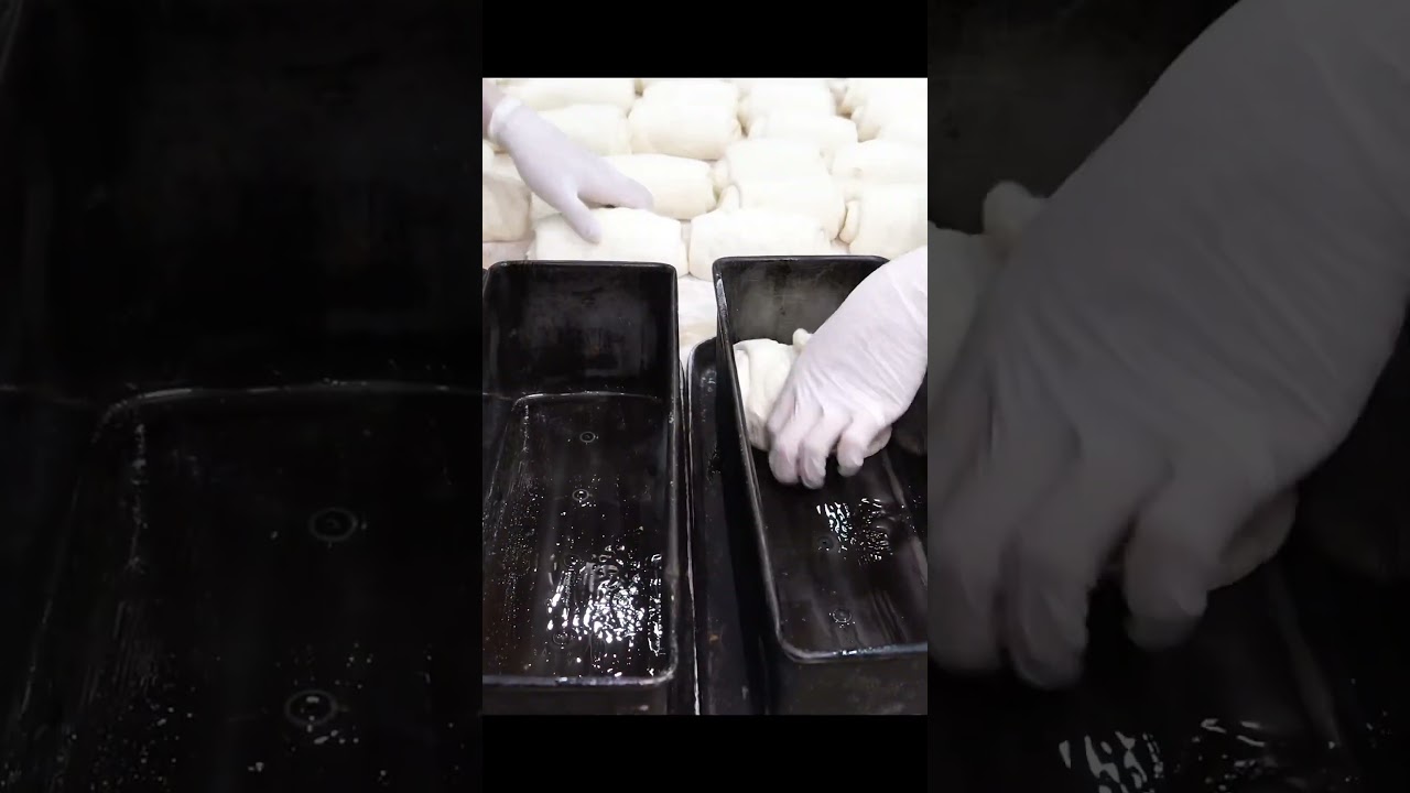 Mass produced every day! Premium milk bread 