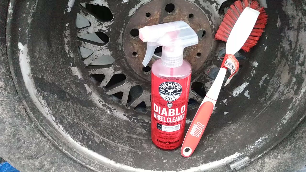 Chemical Guys Diablo Wheel 🎡 и очиститель шин удаляет 25-летнюю тормозную пыль с колесных дисков ...