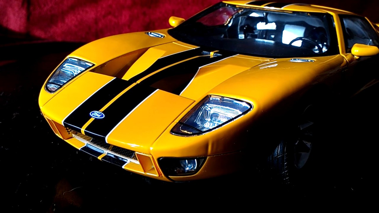 1:12 MotorMax Ford GT Concept Diecast Model Review