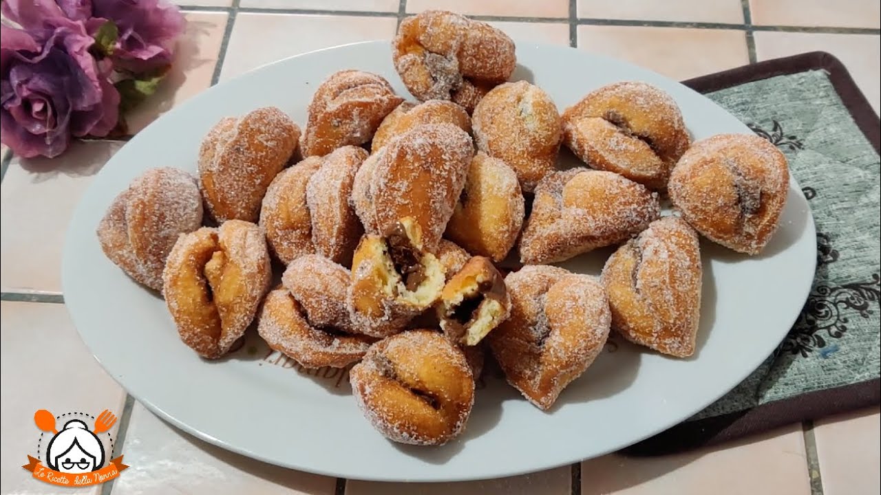 PICCOLI E SENZA LIEVITAZIONE: I PANZEROTTI ALLA NUTELLA GOLOSISSIMI