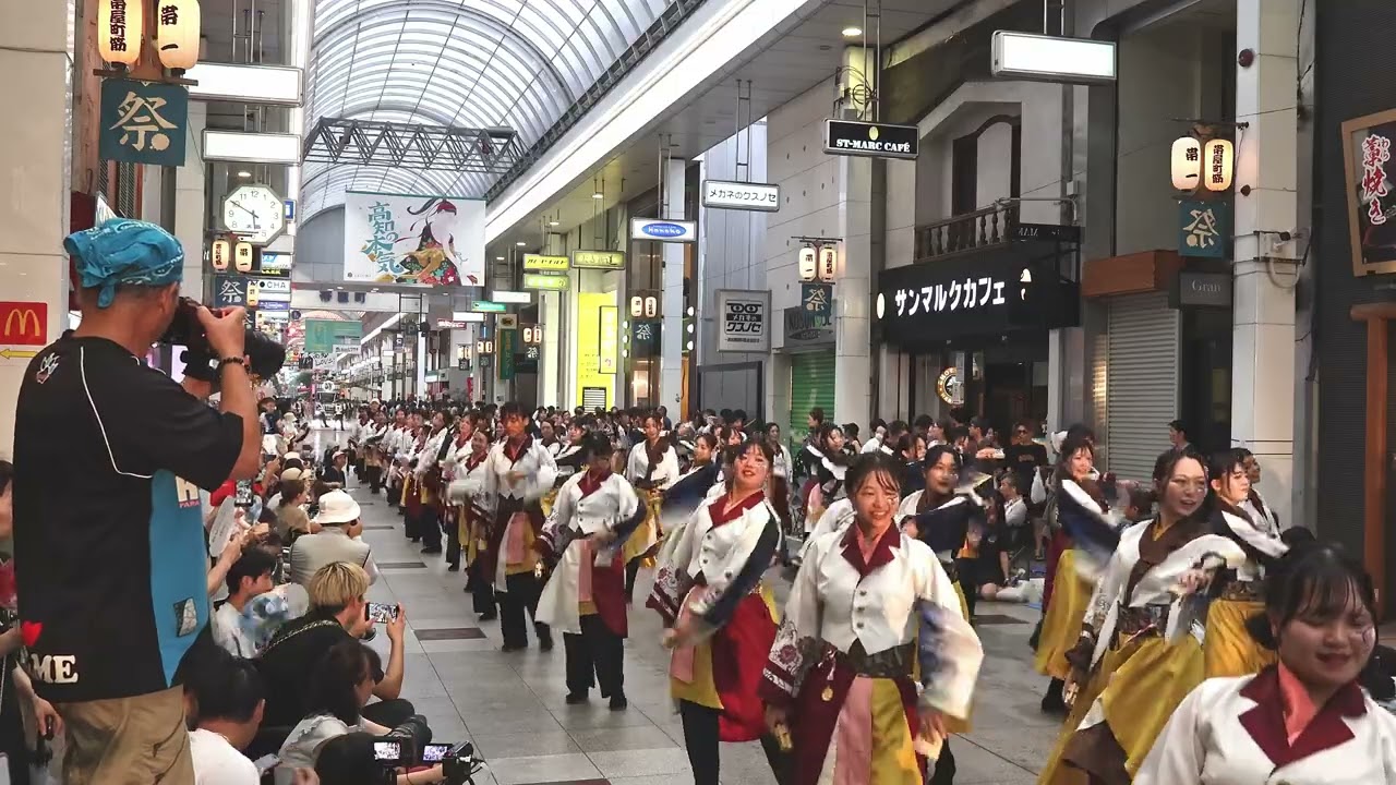 早稲田大学よさこいチーム東京花火    高知よさこい２０２５　帯屋町筋１１日　４ｋ