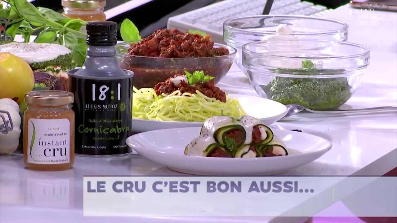 Marie-Sophie L présente sur LCI ses cannellonis... vegan et sans cuisson !