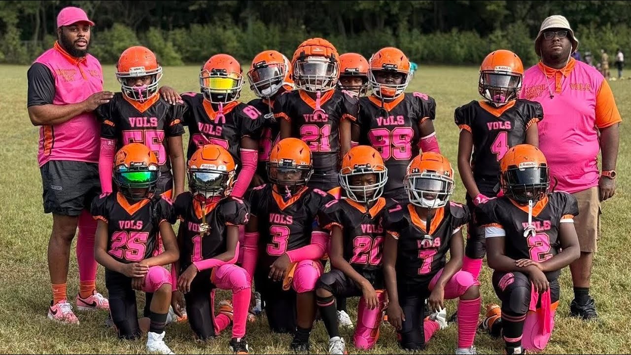 Memphis Vols Vs East Memphis Vikings 10u. This was an interesting game! #memphis #youthfootball #fyp