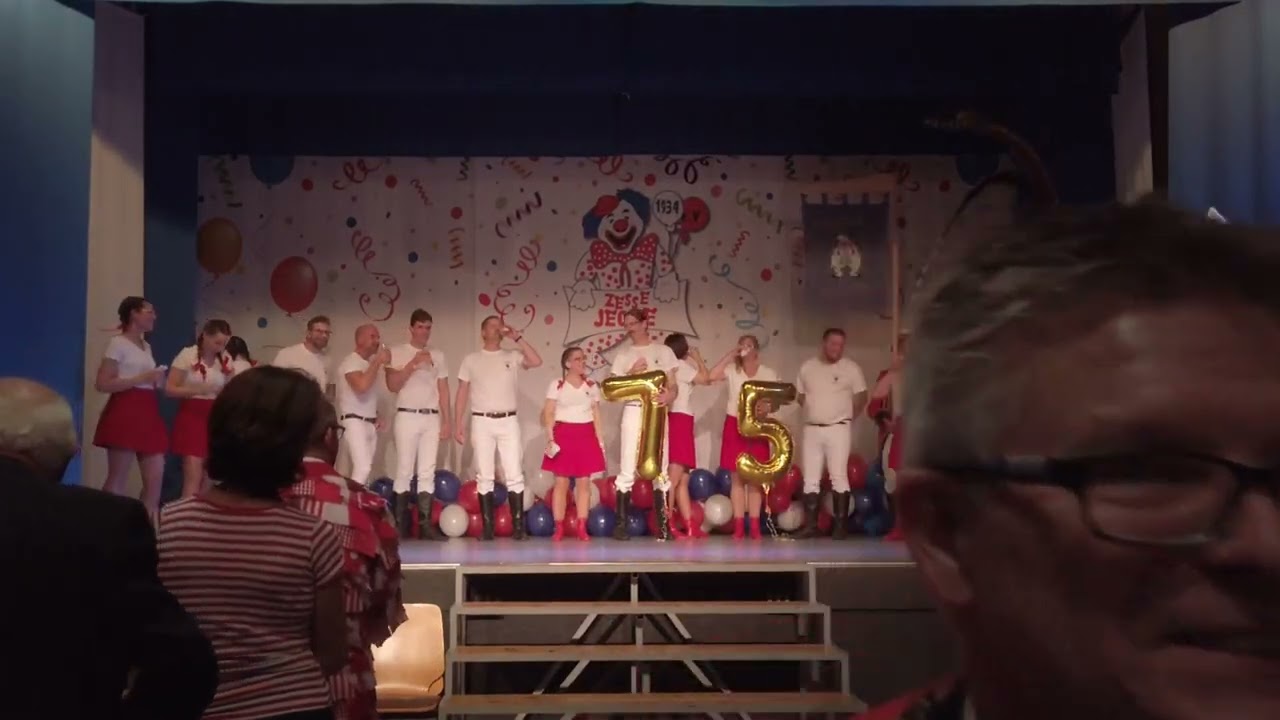 Tanz der ehemaligen Stadtsoldaten