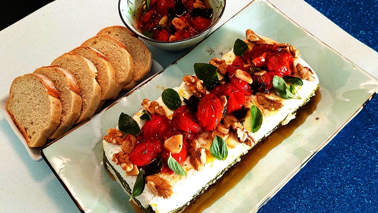 TERRINE DE PATÊ DE QUEIJO AO PESTO COM TOMATE CONFIT