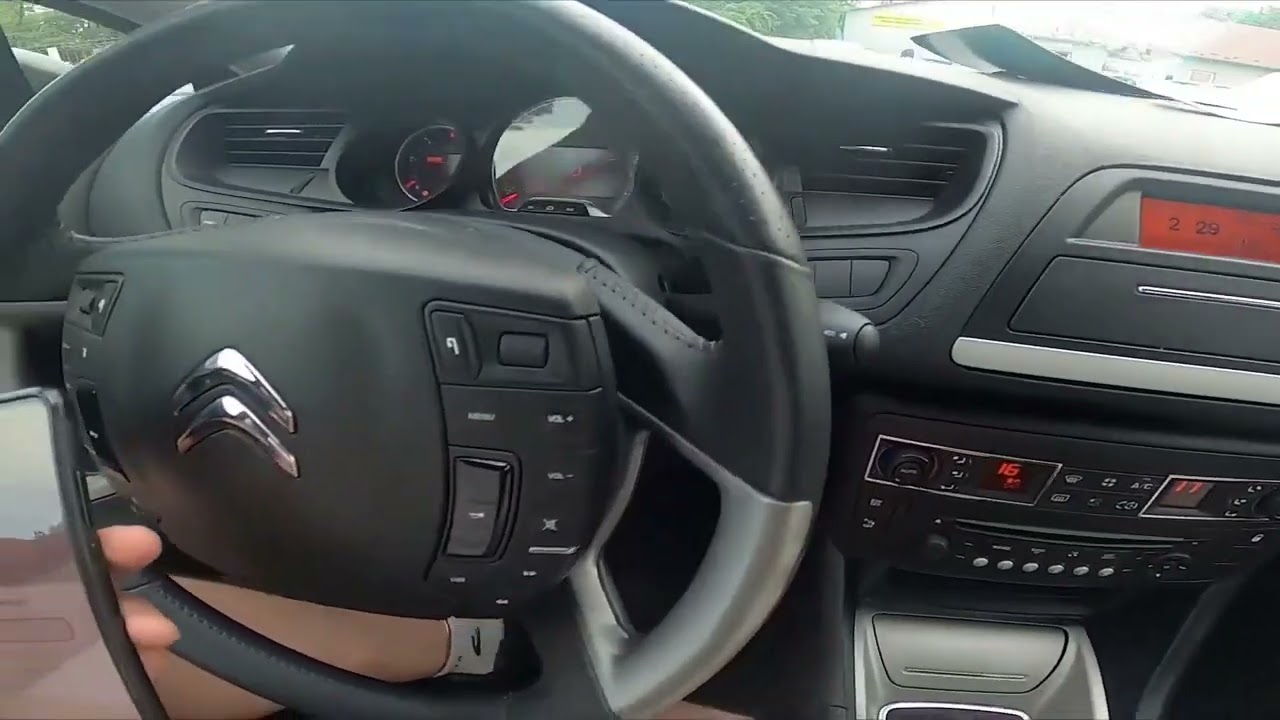 Comment connecter un smartphone en Bluetooth à Citroën C5 III (2007-2017)