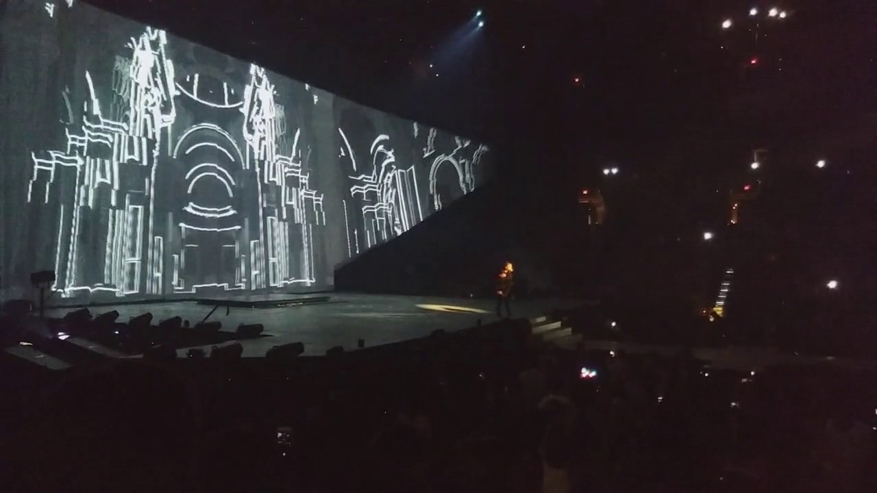 Ariana Grande - Let Me Love You | Phoenix, AZ | Live | Dangerous Woman Tour