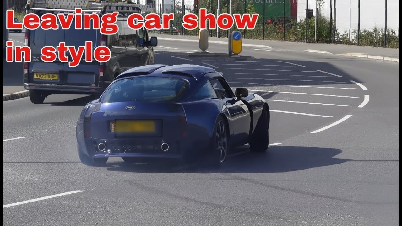 Supercars & Modified Cars Leaving TourDeFranks UK Car Show
