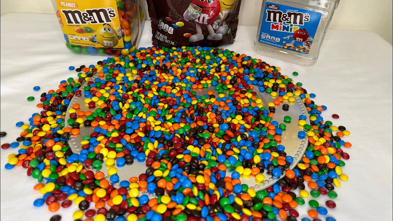 Soft Candy ASMR 🍫✨ Unwrapping M&M&rsquo;s & Sweet Chocolate Sounds