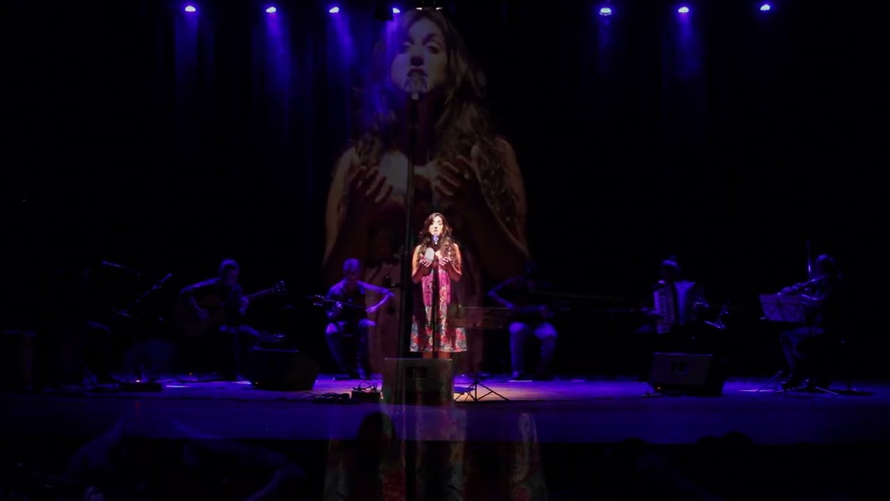 Daniela Az&aacute;s - Memoria de rio - Chamam&eacute;.