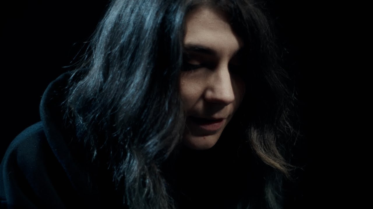 Martina Di Nardo - LONTANI (Official Video)
