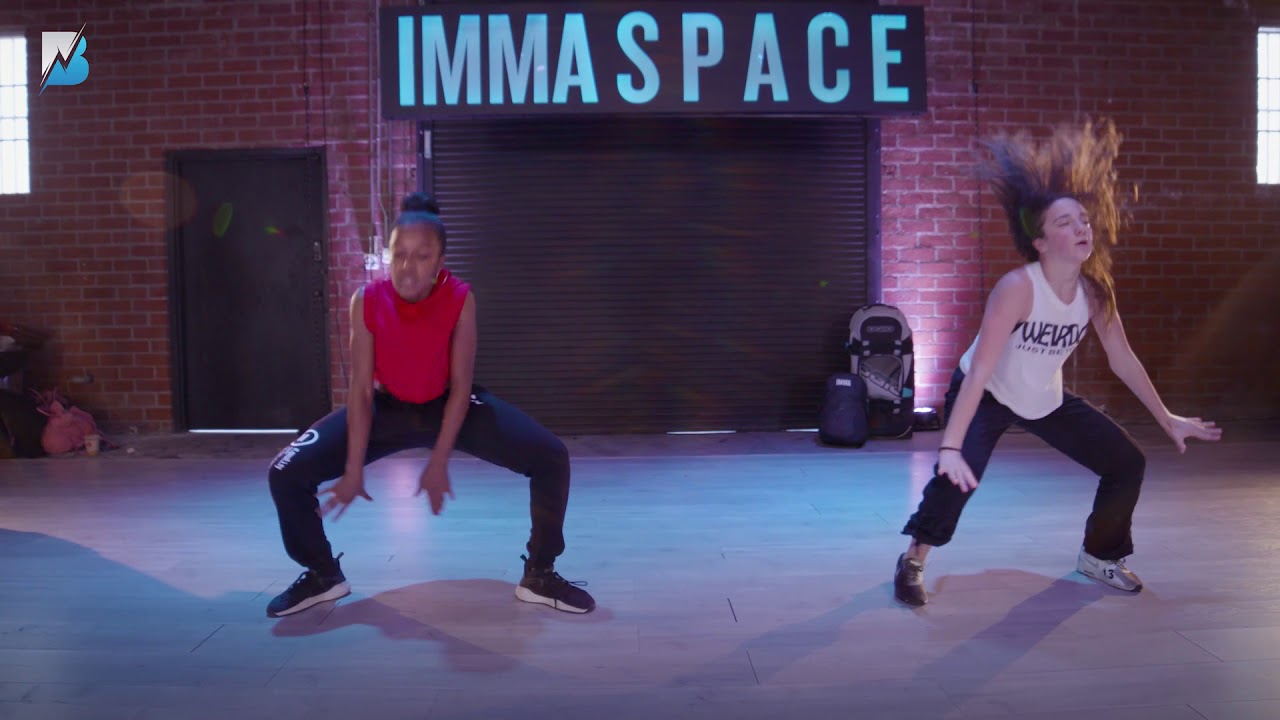 Kaycee & Liv IMMABEAST