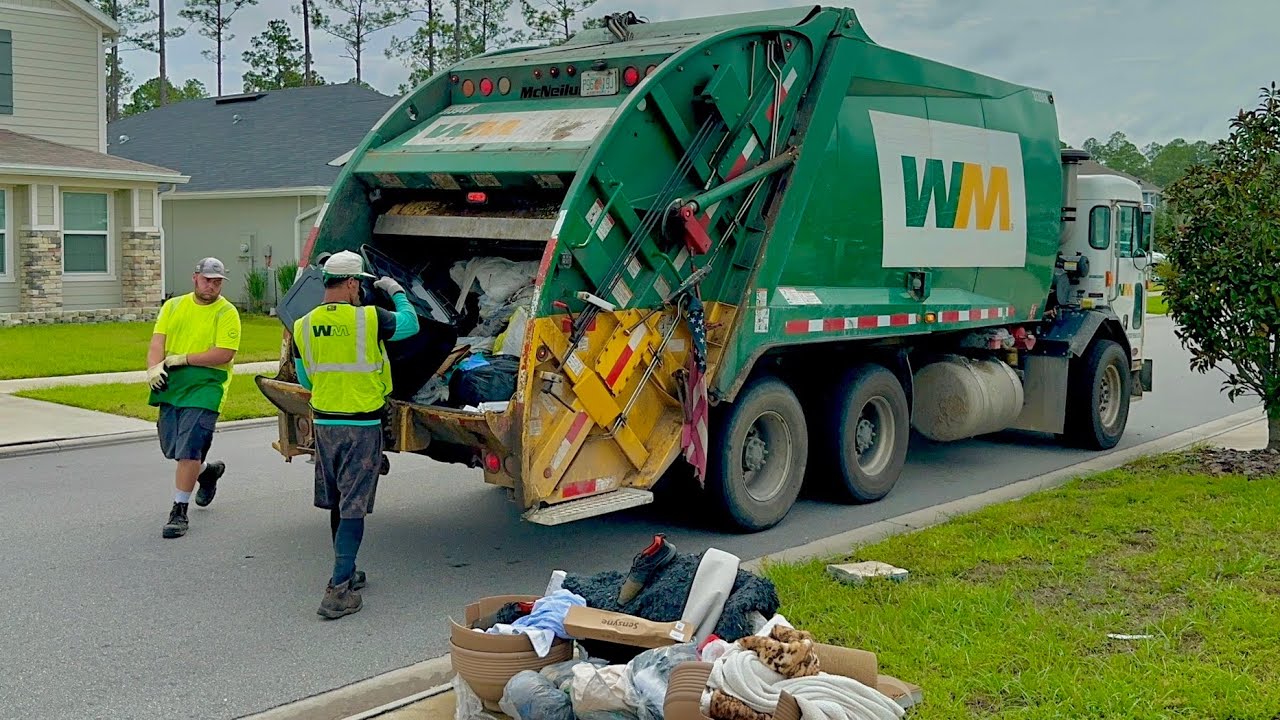 Newer WM Pete McNeilus Rear Loader Garbage Truck Finishing Up for the Day