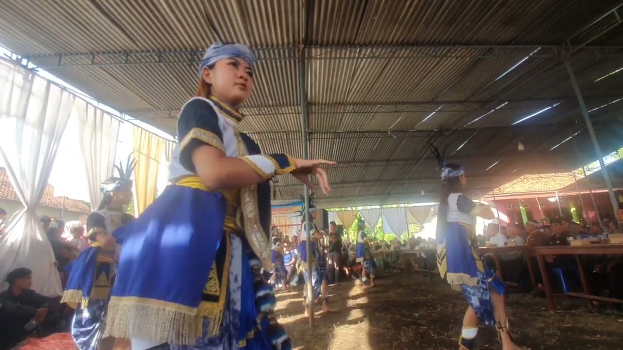 Jathilan Putri Spektakuler di Wiromartan Mirit