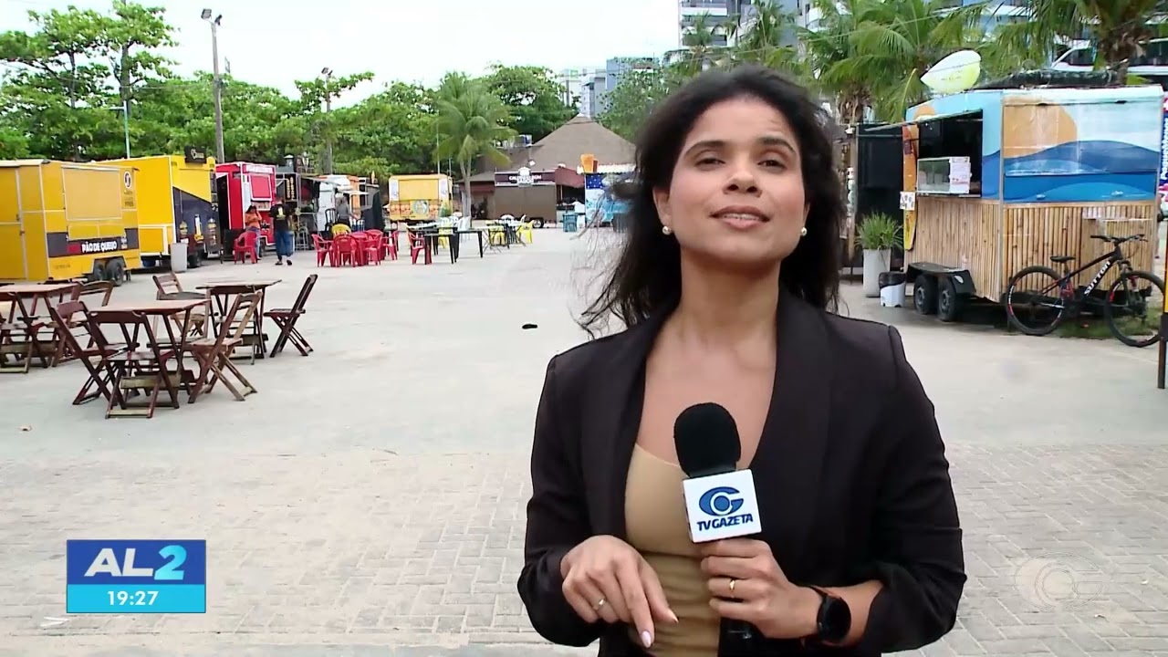 Prazo para retirada de food trucks da Pajuçara, em Maceió, entra na reta final - 26/02/2026