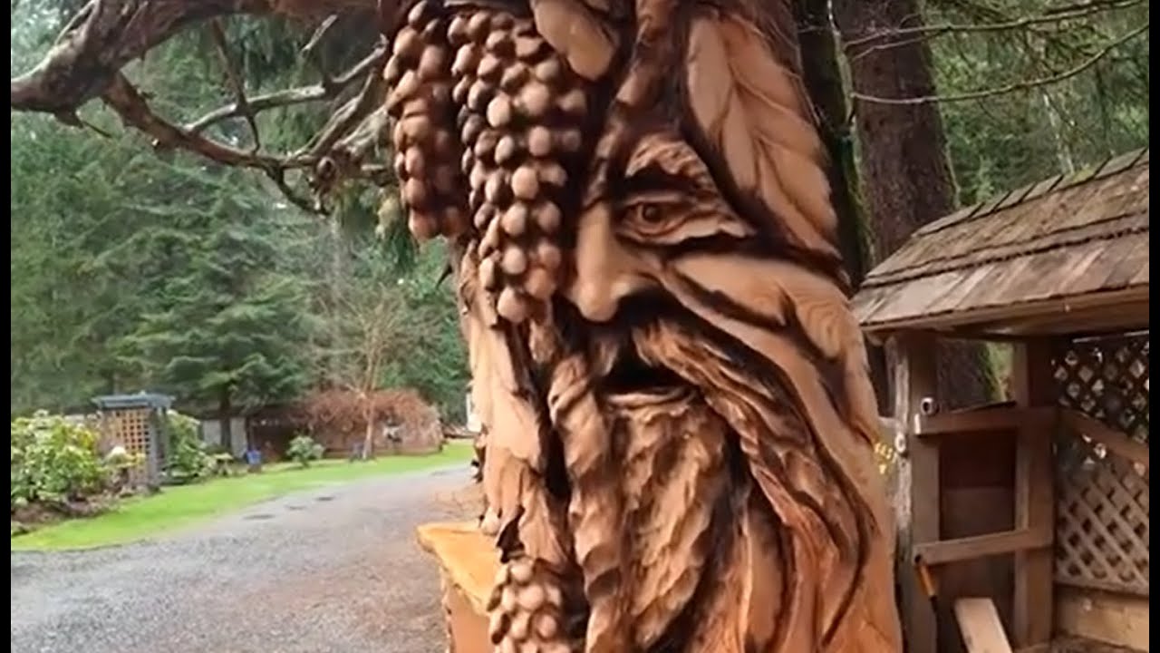 AMAZING Beachwood  Chainsaw carved WINE BAR build - Live Edge Bar