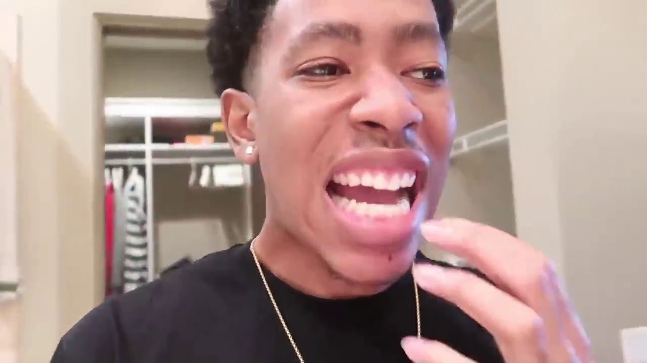 Vlogs By DK4L! DE'ARRA BOUGHT A $22,000 COAT! VLOGMAS DAY 18