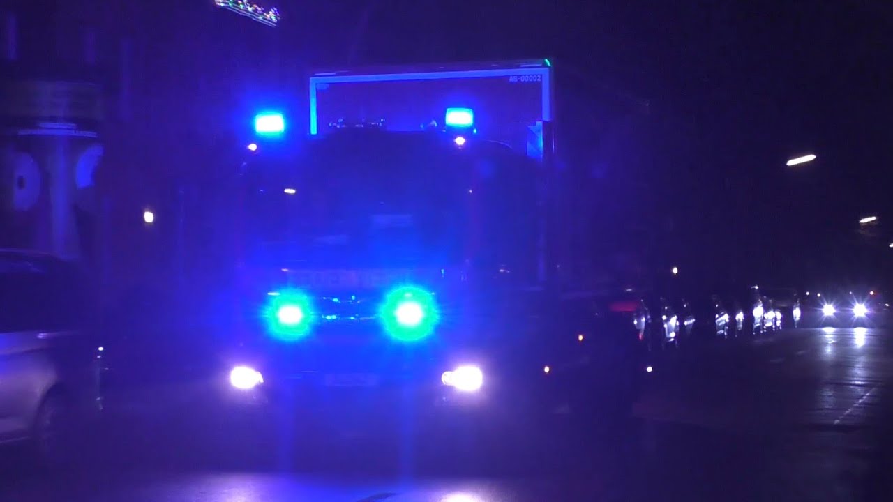 [Drei auf einen Streich] GW-Hygiene + WLF AB Atemschutz + GW-RettMat Berliner Feuerwehr
