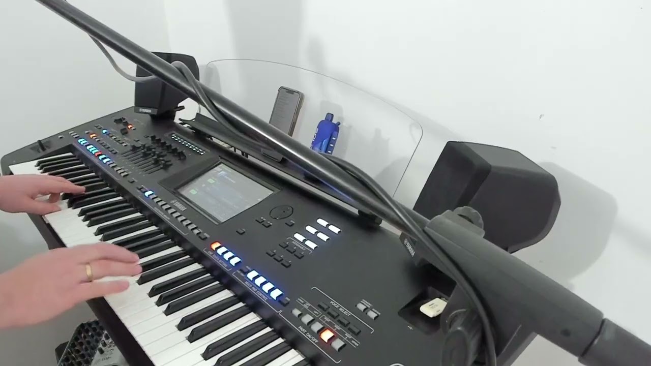Baciary Szalejesz Dziewczyno Cover Genos RobertLive