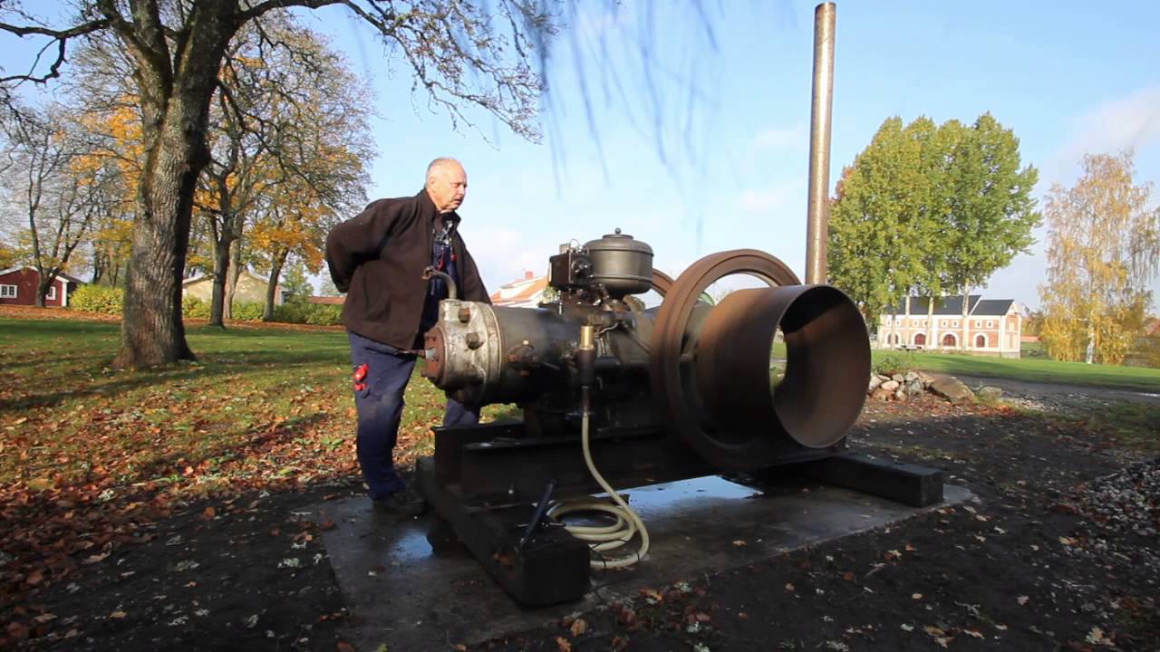 Storebro hot bulb engine