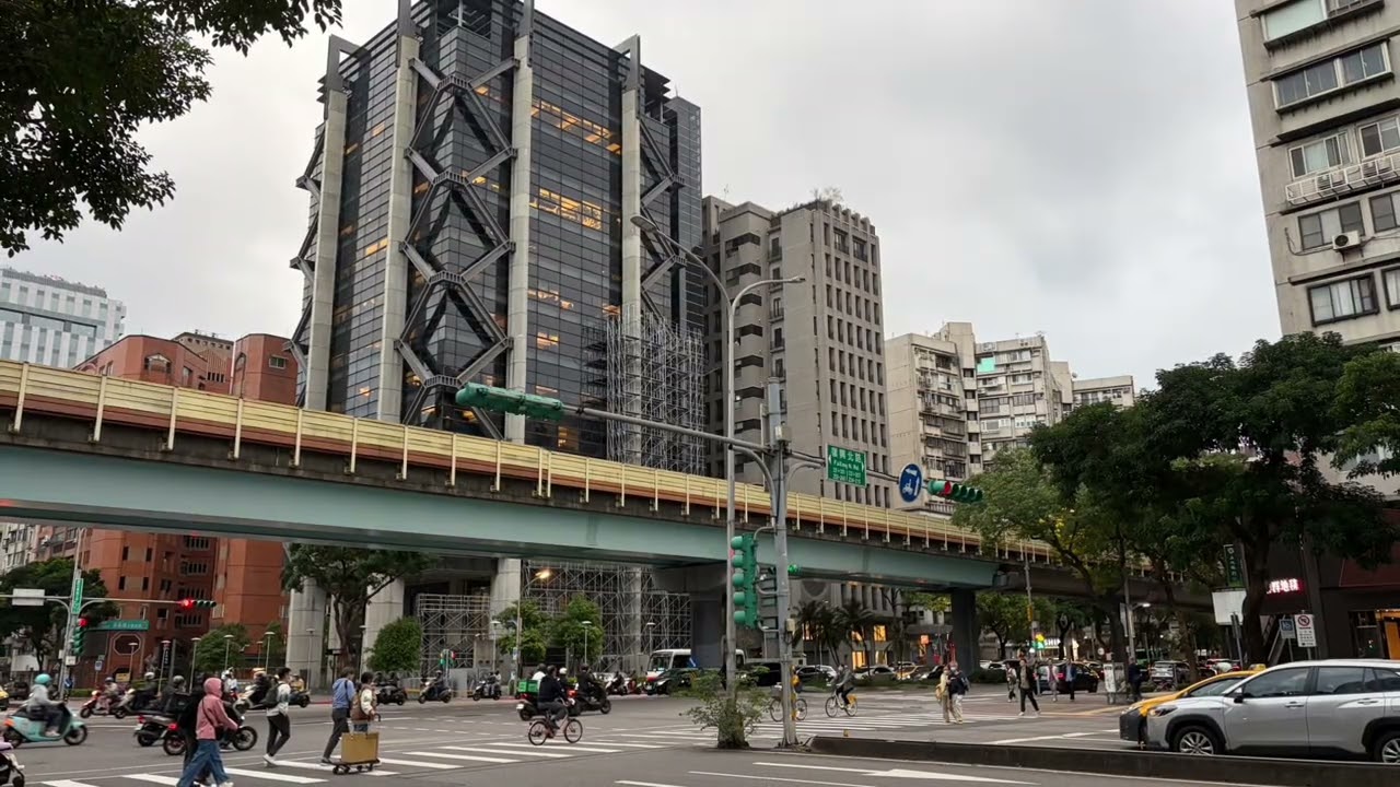 Taipei Zhongshan 2025.11.21