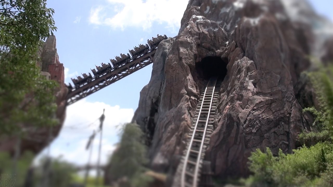 Disney's Animal Kingdom 2016 Tour and Overview | Walt Disney World Tour Video