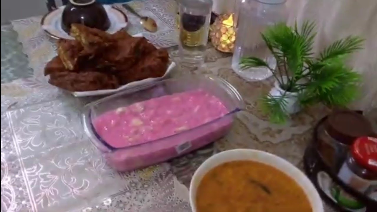👍♥️ aloo stuffed  oinon bread pakoďa iftari ka liye try kariya like & sher @ frc