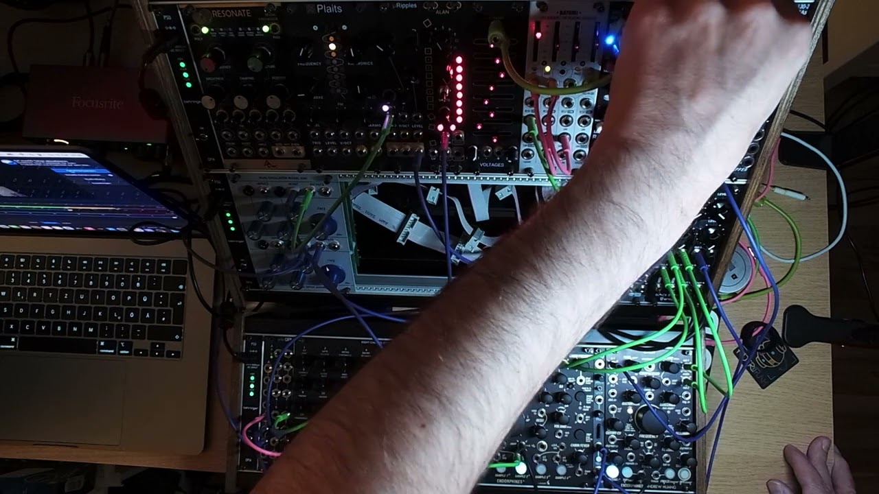 East coast vs. West coast Buchla by TipTop Audio