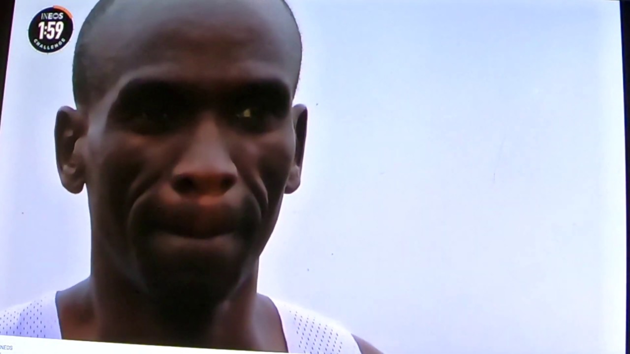 Eliud Kipchoge Unauthorized world record 1:59:40 at  Vienna (1/2)