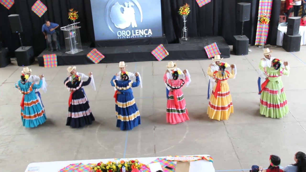 Grupo Folklórico Paceño -  La Picoteña