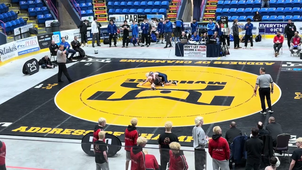 2026 PIAA State Duals 3rd place dual. Jake Stanchak (Boyertown) vs Jack Dressler (Nazareth)
