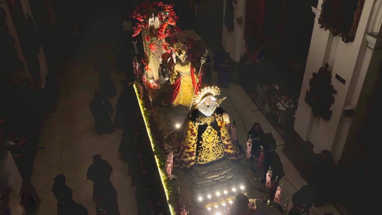 SALIDA DE MADRUGADA - Virgen de Dolores de La Merced, Viernes Santo 2025