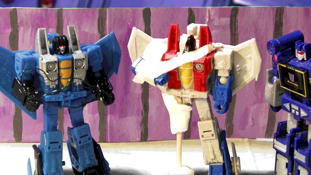 Thundercracker gets a Dog! //Short Film// (Transformers Stop Motion Animation)