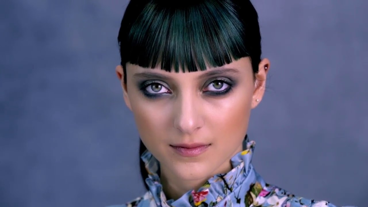 Aveda: The Art and Science of Pure Flower and Plant Essences