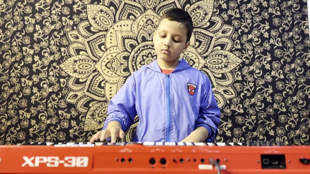 Sano Prakash-Atomic Bush(Keyboard solo)cover by 8 years old.
