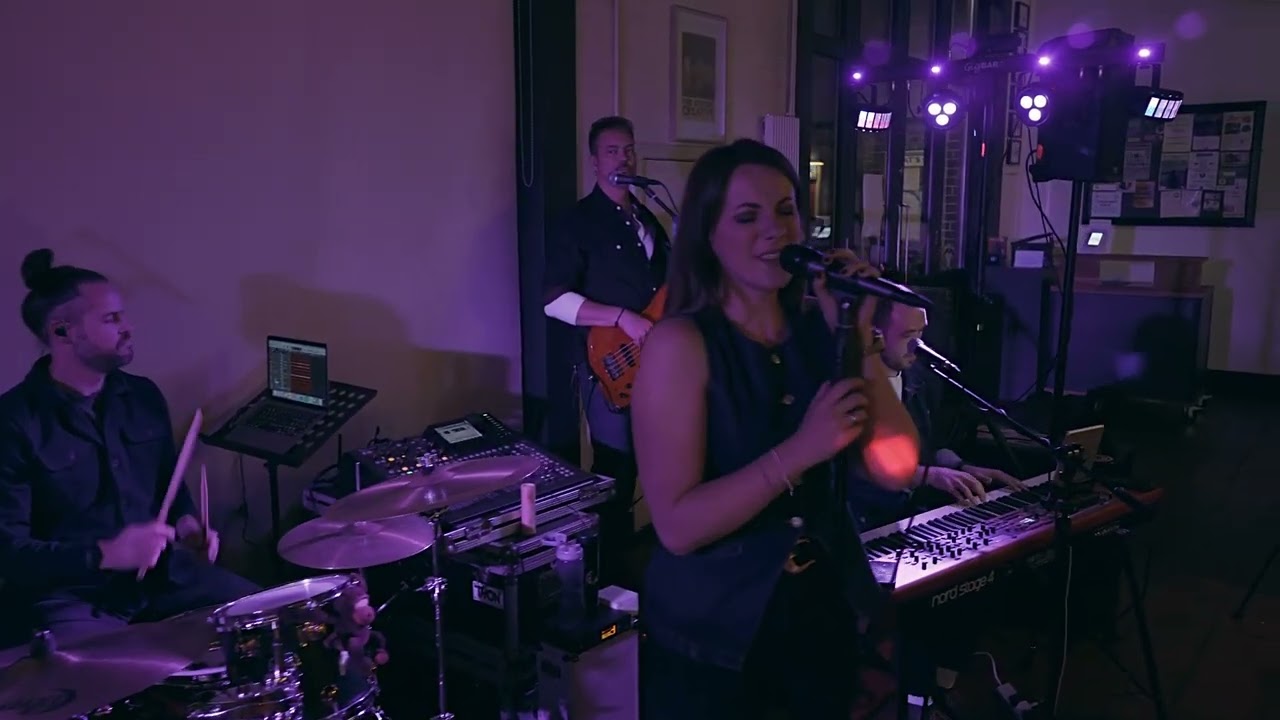 Always Remember Us This Way (Lady Gaga) - Cut the Cake