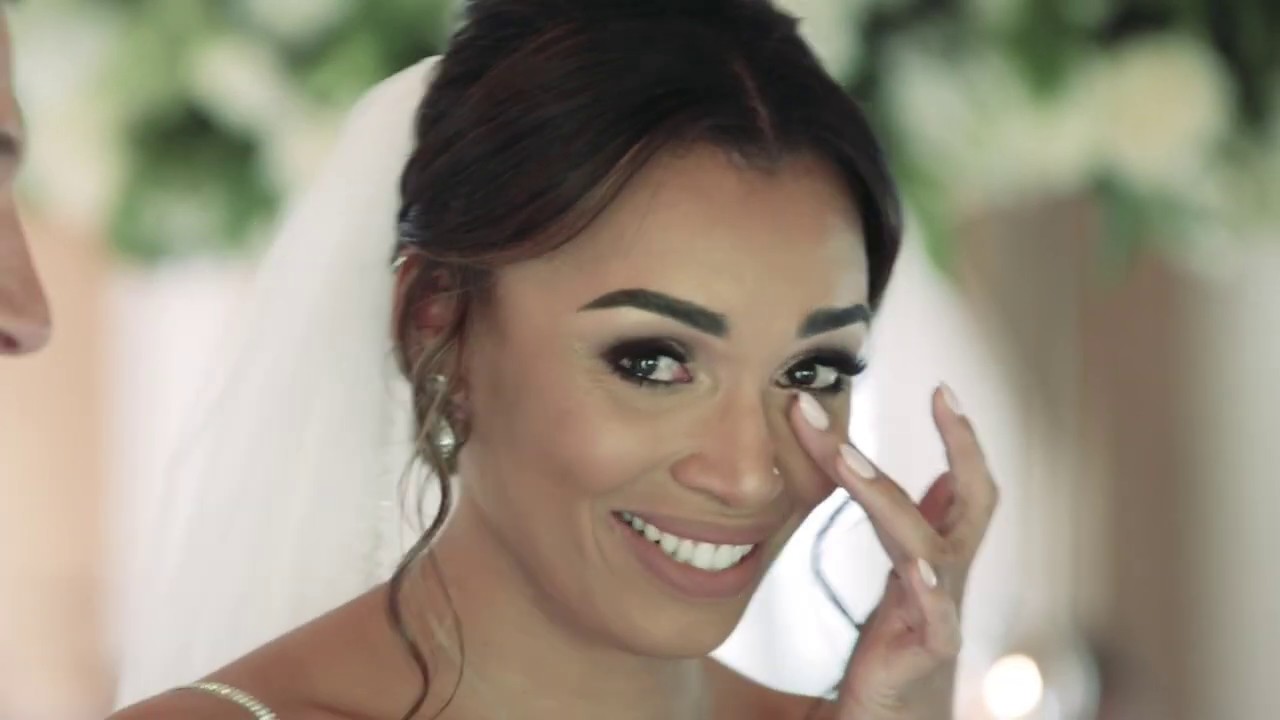 A Sky Full of Stars - Wedding Video Promo featuring Benjamin Clarke - The Wedding Pianist.