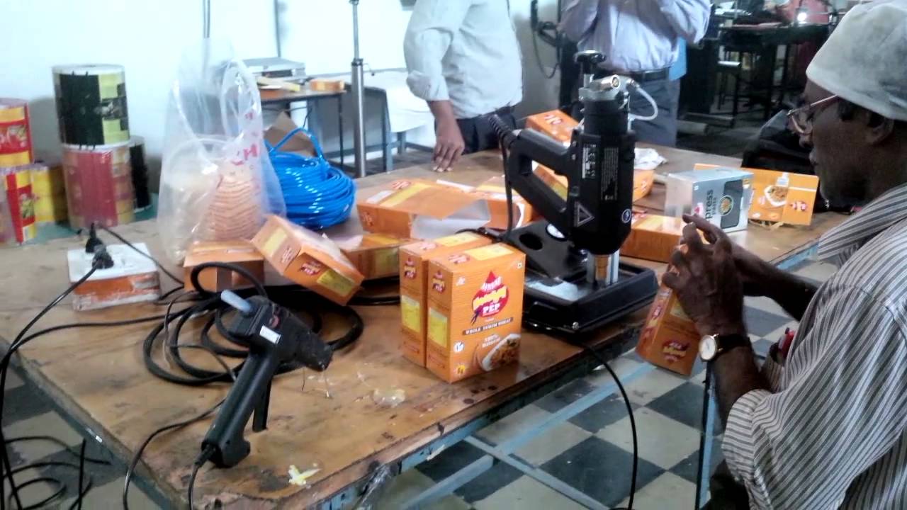 Reka Pneumatic Glue Gun