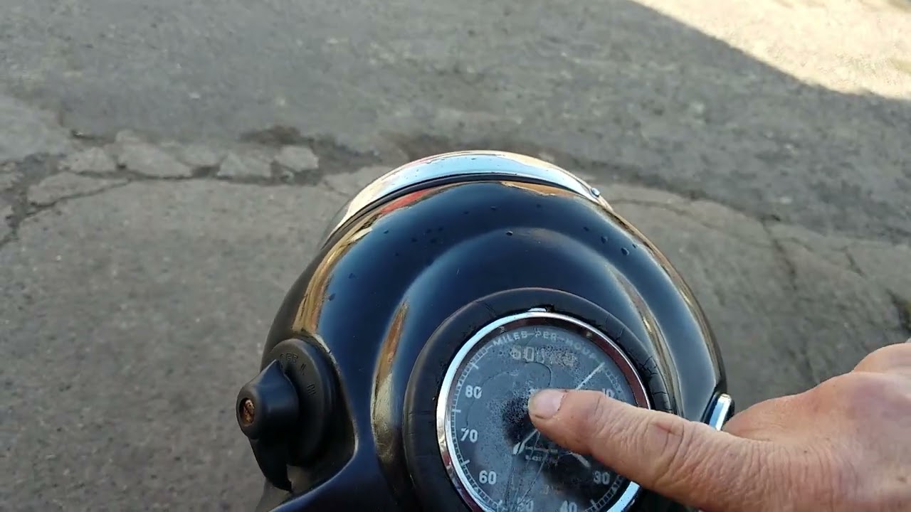 Мотоцикл BSA M21 600cc 1955 года выпуска у Энди Тирнанса #09509BSA
