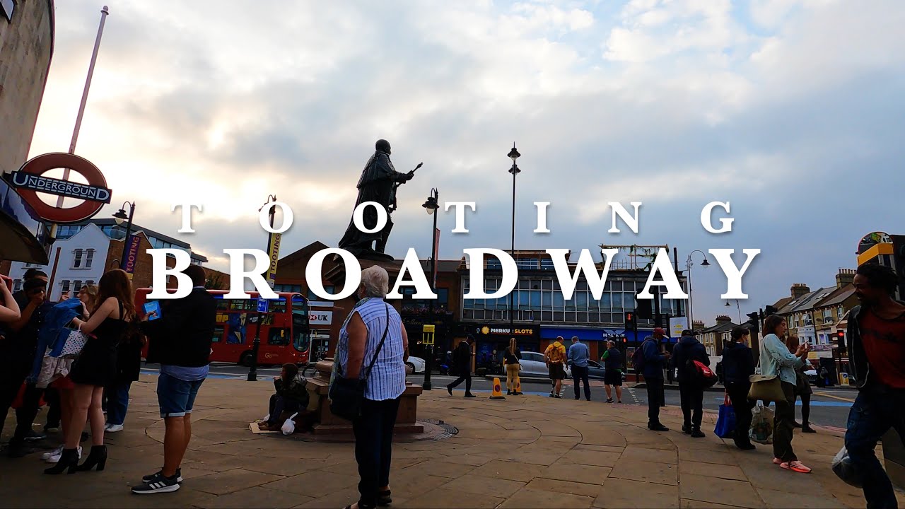 Tooting Broadway and Tooting Bec via Mitcham street and the High street