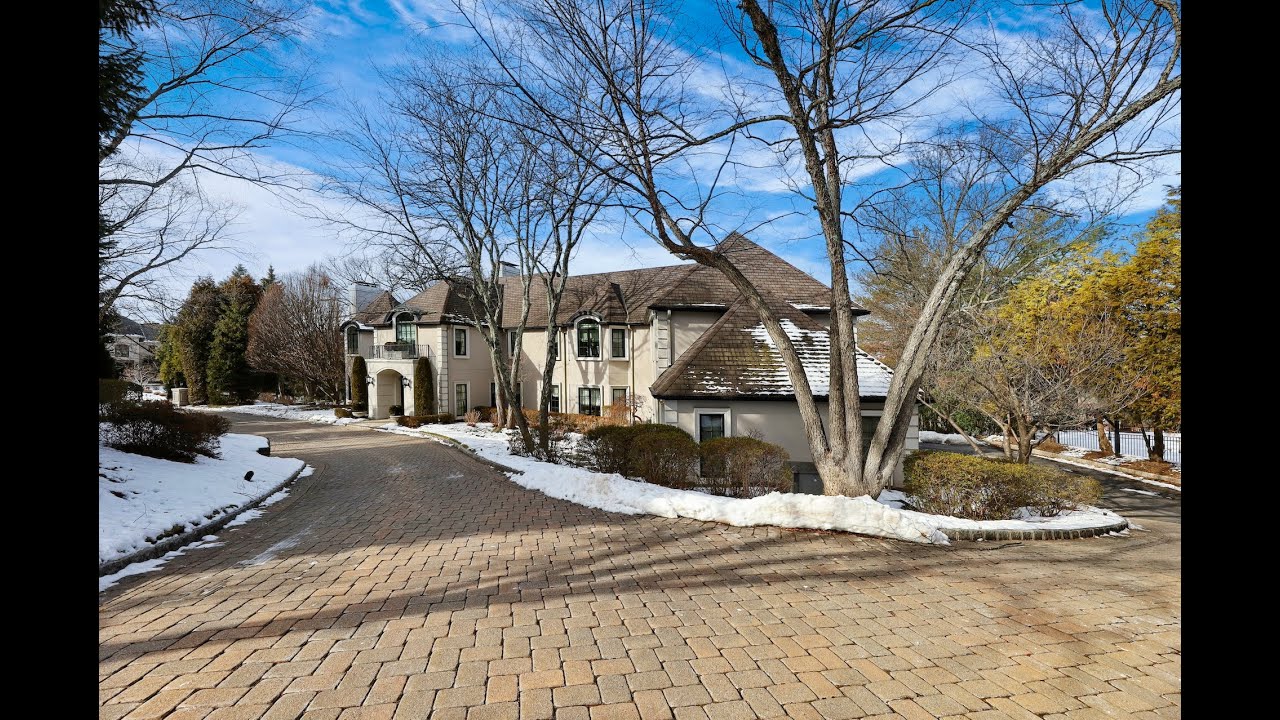 66 Hoover Drive, Cresskill, NJ 07626 | The Kolsky Team | Michele Kolsky | Michael Kolsky | Kolsky