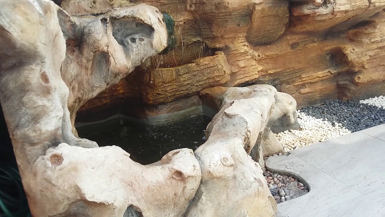 Taman Relief Tebing Air Terjun