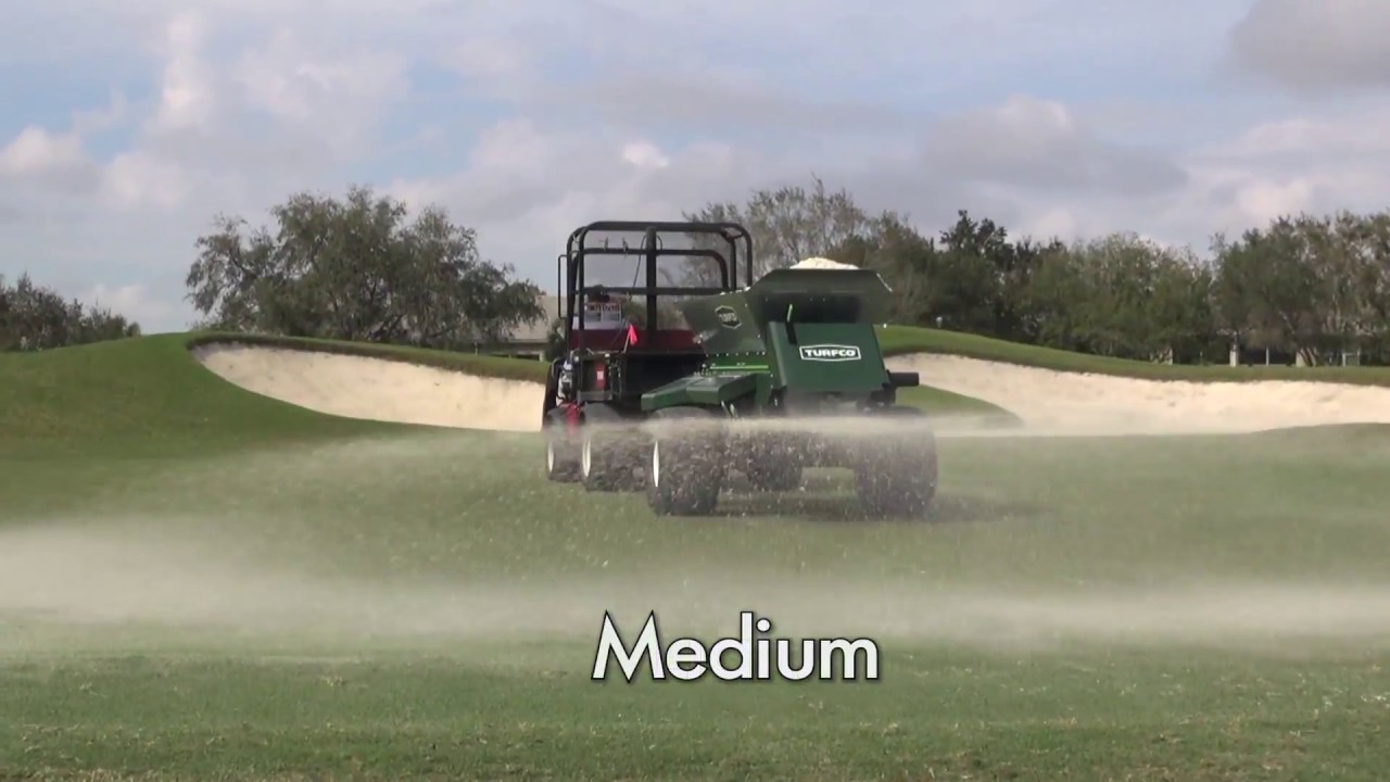 Turfco Widespin 1550 topdresser