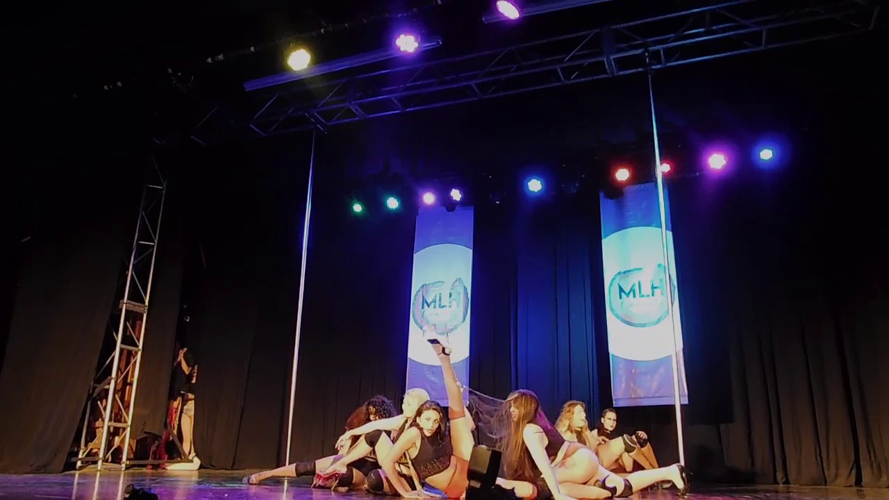 ARENA- La pandilla de los tacos altos -Pole Exotic -Coach Cintia Vargas
